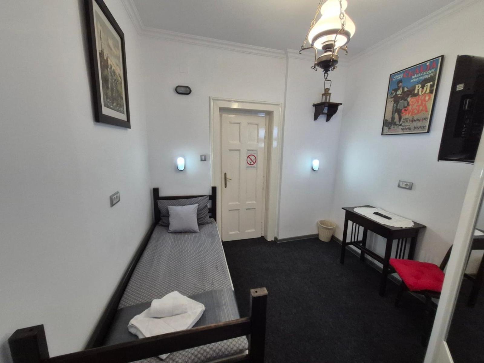 Republica Apartment Belgrade Room photo